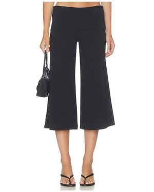 Oddli Cropped Gaucho En Color Negro Talla (También En S, Xl, Xs)
