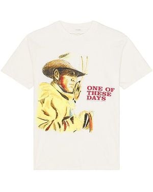 One Of These Days Tomorrow Never Knows Tシャツ - ホワイト