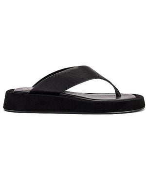 RAYE Chris Sandal - Black