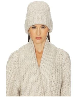 Helsa Joanie Hand Knit Beanie - White