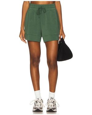 Varley Atrium High Rise Short 4.5 - Green