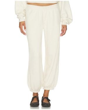 Skims Drapey French Terry Cropped Low Rise Jogger - White