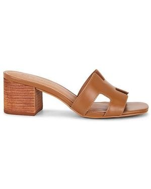 Steve Madden Hana Sandal - White