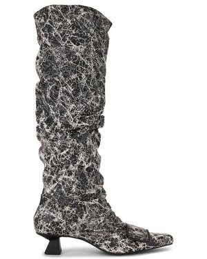 Dirt Gathered Boot - Black