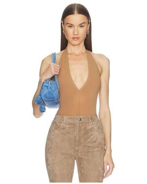 Commando BODY DÉCOLLETÉ PLONGEANT STYLE BALLERINE en Tan. - Bleu