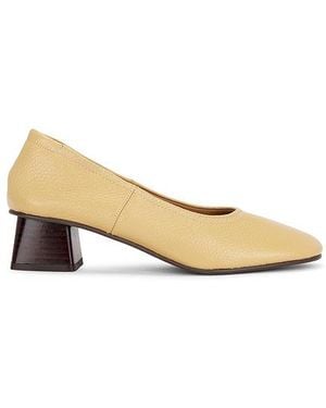 Flattered Tacón Zac En Talla (También En 38, 39) - Multicolor