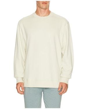 Vuori Cypress Vintage Crew Pullover - White