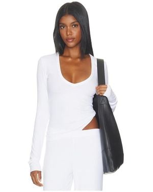 ÉTERNE Butter Rib Long Sleeve V-Neck Top - White