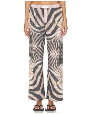 Hand Over Samuel Pant - White