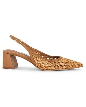 Steve Madden Robyn Pump - Natural
