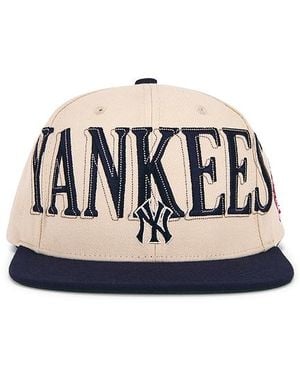 Mitchell & Ness Mlb Yankees Across The Board Snapback Hat - Natural
