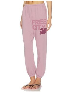 Freecity Large Sweatpant - Pink