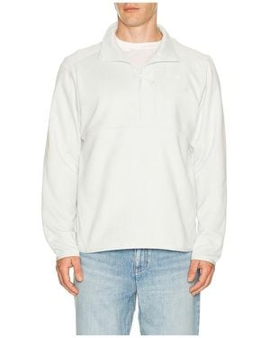 The North Face Performance Fleece 1/4 Zip - White