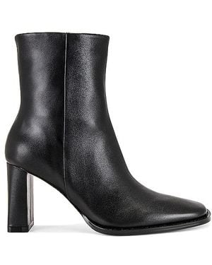 House of Harlow 1960 X Revolve Rosetta Boot - Black