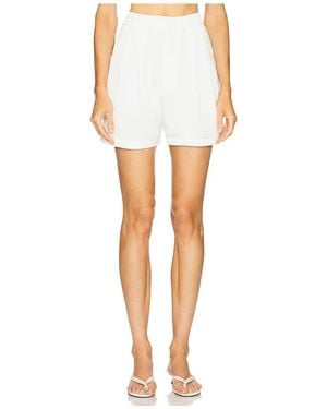NonChalant Label Callum Short - White