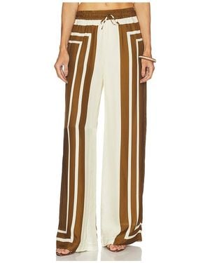 Nicholas Pantalón Sandra En Color Crema Talla (También En Xl) - Multicolor