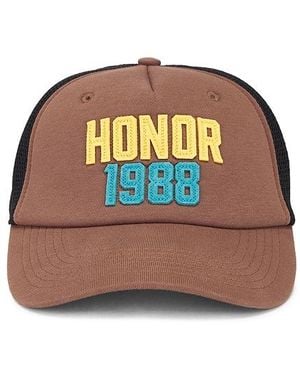 Honor The Gift Honour 1988 Trucker Hat - Brown