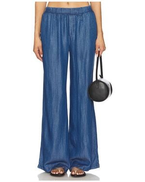 Bobi Pierna Ancha En Color Azul Talla En