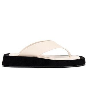 RAYE Chris Sandal - White