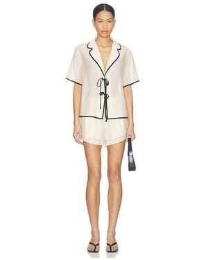 Heartloom Liara Set - White