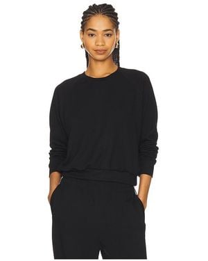 PERFECTWHITETEE Blair Travel Fitted Raglan Sweatshirt - Black