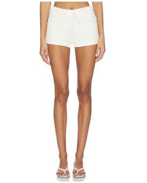 Seven Wonders Adalee Ruffle Texture Hot Short - White