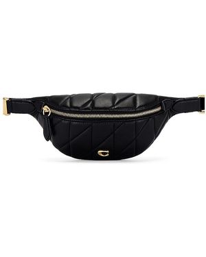 COACH Quilted Pillow Essential ベルトバッグ - ブラック