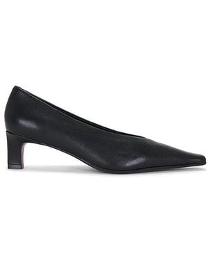 Jeffrey Campbell Community Pump - Black