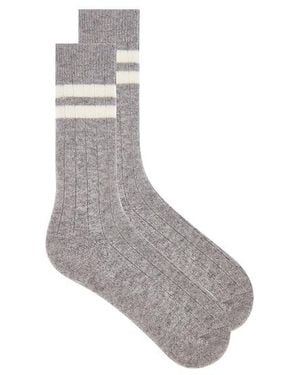 White + Warren CHAUSSETTES RAYÉES CÔTELÉES EN CACHEMIRE en Greay. - Gris