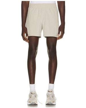 lululemon Pace Breaker Short 5 - White