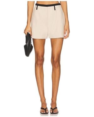 SOVERE Refine Shorts - White