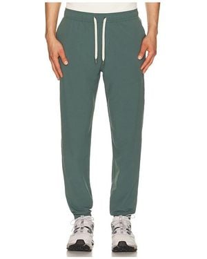 Vuori Kore Lined 28 Jogger - Green