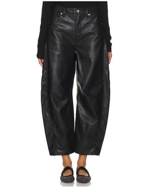Blank NYC Barrel Leg Faux Leather Pant - ブラック
