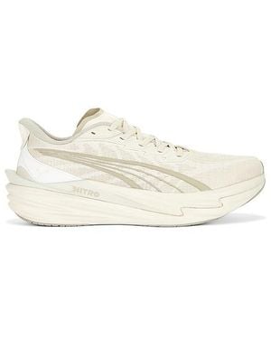 PUMA Deviate Nitro 4 Sneaker - White