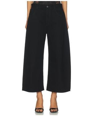 The Attico Curved Short Leg - Black