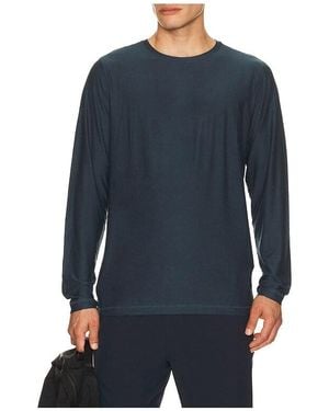 Vuori Strato Tech Long Sleeve Tee - Blue