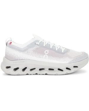 On Shoes X Zendaya Cloudtilt Mo - White