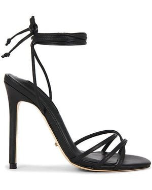 Tony Bianco Sandalia De Tiras Kaz En Color Negro Talla (También En 5, 5.5, 6, 6.5, 7, 7.5, 8, 8.5, 9, 9.5)