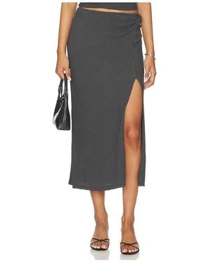Astr Falda Midi Lindy En Talla (También En Xs, S) - Negro