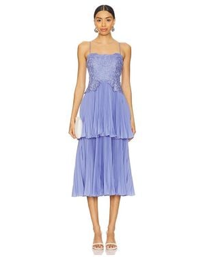 AMUR Kleid Esmae Laser Cut Floral - Blau