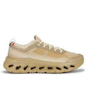 On Shoes X Zendaya Cloudtilt Mo - Multicolour