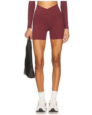 WellBeing + BeingWell Flowwell Callista Crossover 4 Inch Short - Red