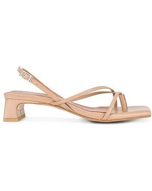 INTENTIONALLY ______ Fifi Sandal - White