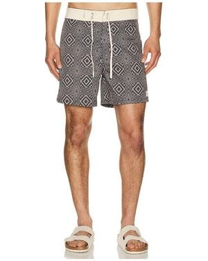 Rhythm Mosaic Heritage Trunk - Black
