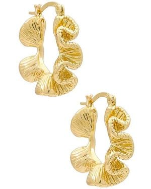 Amber Sceats X Revolve Wave Hoops - Metallic