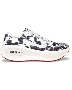 Nike Vomero Plus - White