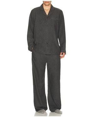 Skims Flannel Pajama Set - Black