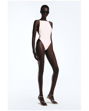 REVOLVE LOS ANGELES Body Basile En Color Rosado Talla (También En M, S, Xl, Xs, Xxs) - Negro