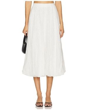 Astr Kissel Skirt - White