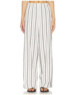 Vince Resort Stripe Drawstring Pull On Pant - White